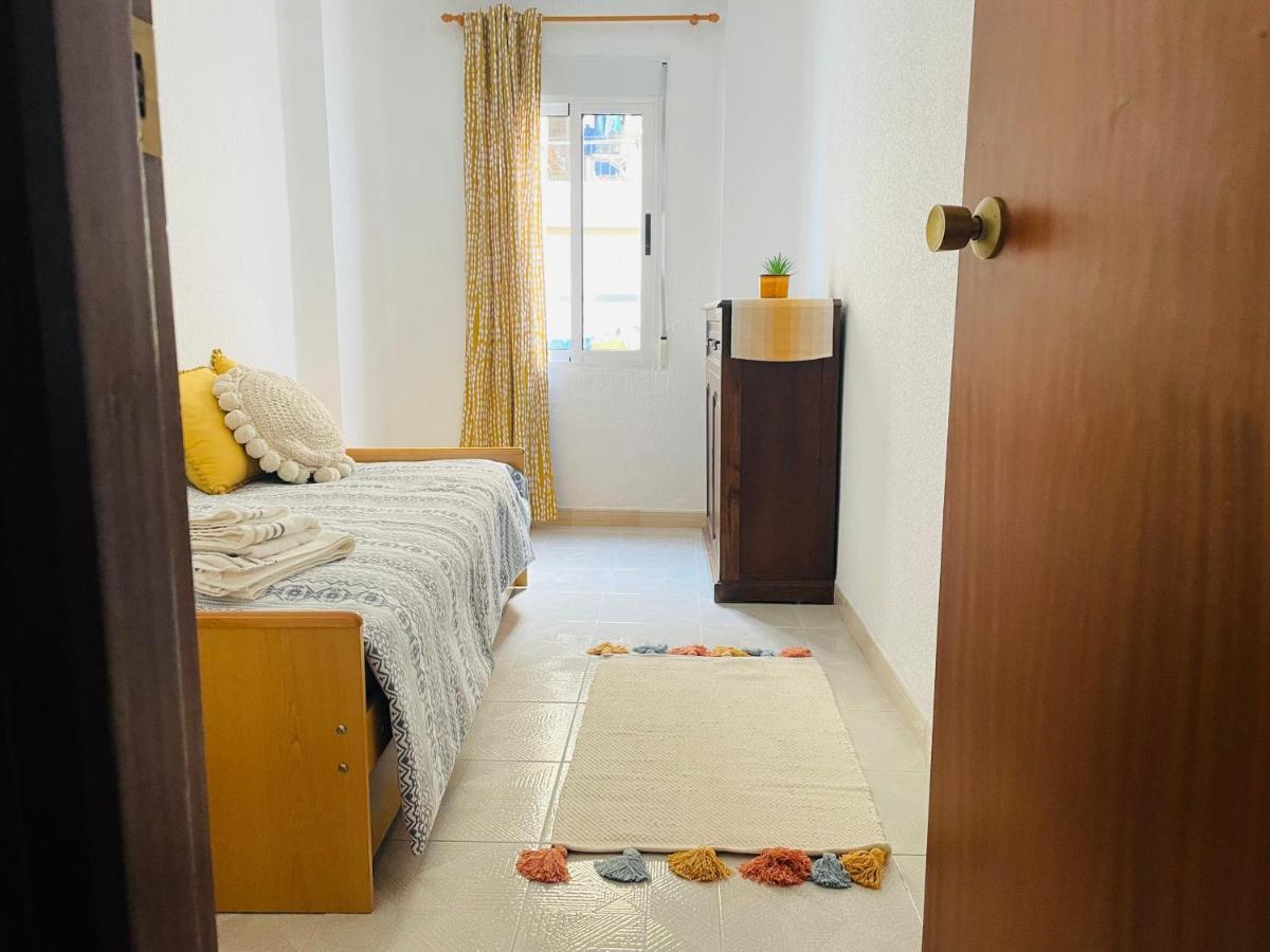 Cozy 2-Bedroom Serviced Apartment With Netflix Sagunto Buitenkant foto