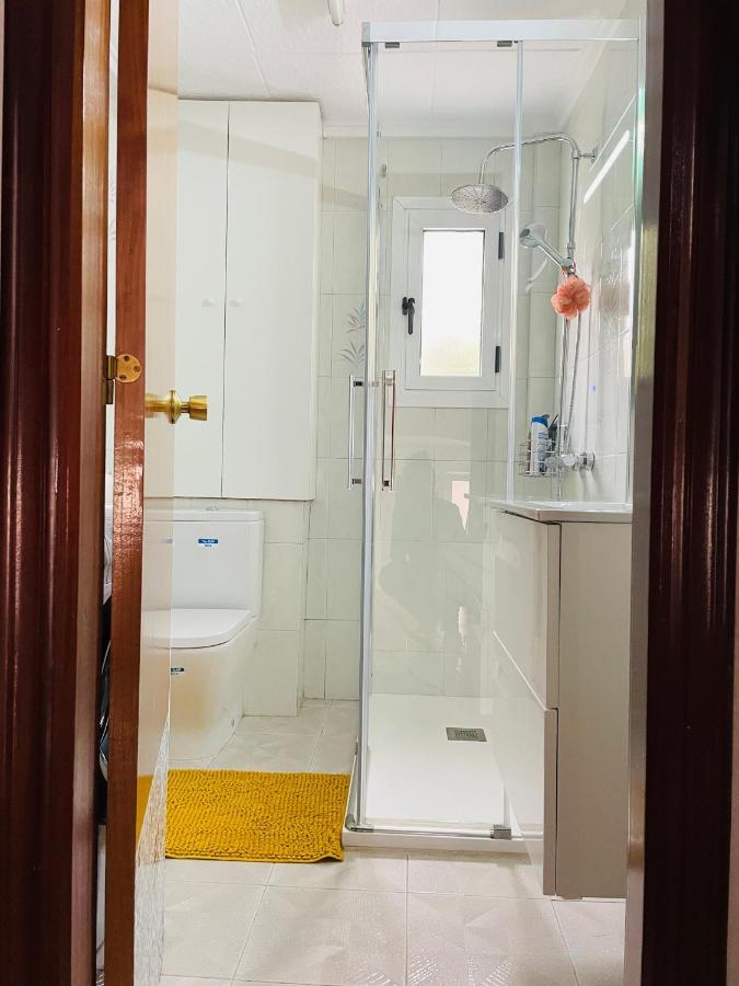 Cozy 2-Bedroom Serviced Apartment With Netflix Sagunto Buitenkant foto
