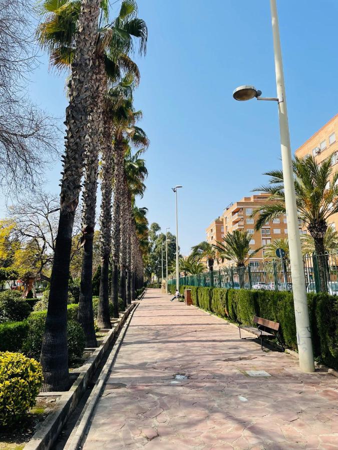 Cozy 2-Bedroom Serviced Apartment With Netflix Sagunto Buitenkant foto
