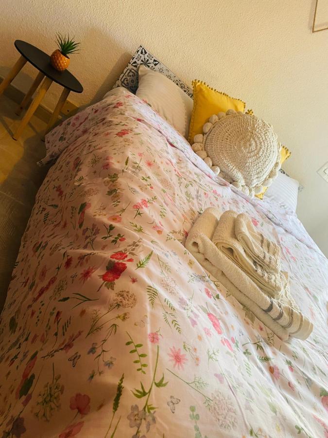 Cozy 2-Bedroom Serviced Apartment With Netflix Sagunto Buitenkant foto